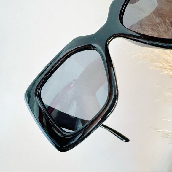 NEW NORDSTROM Black Solid $78 Chunky Oversized Plastic Sunglasses Sunnies Y2K main image 3